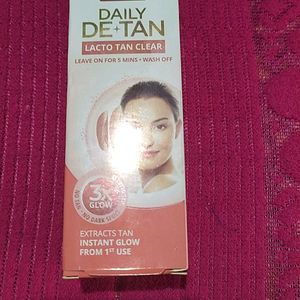 Nature's Essence Daily De Tan Pack Lacto Clear