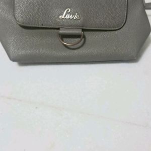 Lavie Sling Bag