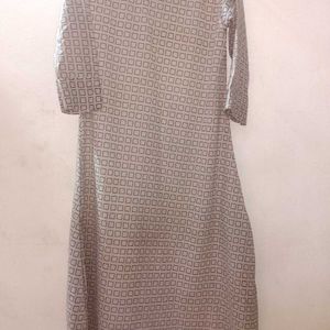 Low Zone!! Ladies Fashionable XL Stone Work Dress