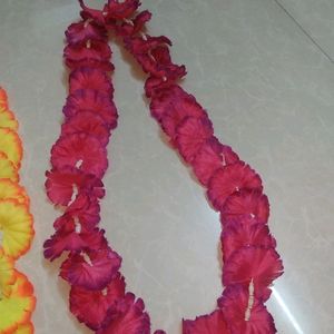 2 Plastic Flower Mala/ Haar