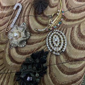 Combination Of Saree Pins