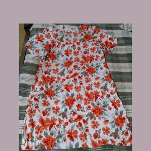 Woman's Floral Print Kurta