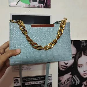 aesthetic cyan hand bag