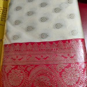 A Beautiful Weaving White Red Silk Saree