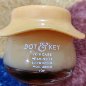 Dot And Key Vitamin C + E Super Bright Moisturiser And Serum Combo