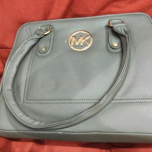 New Michael Kors Shoulder Bag