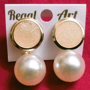 Stylish Pearls Earrings