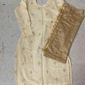 Kameez And Duppatta Good Condition