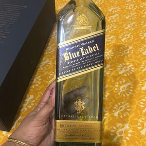 Blue Label Empty Bottle With Case 1 Litre