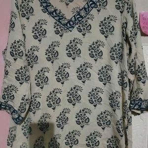 V Neck Short Kurta