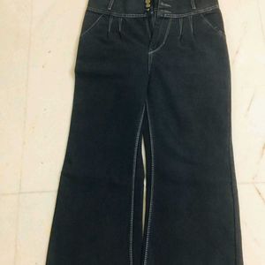 It's a Comfortable Loose Jeans For Women