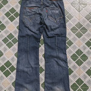 LEVI'S VINTAGE FLARED JEANS