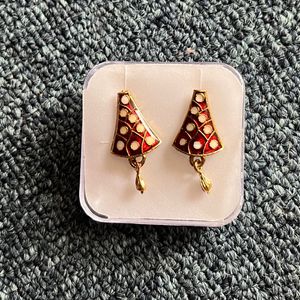 8 Beautiful meenakari studs for her