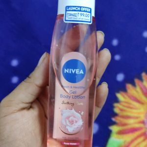 Mama Earth Ultra Light Indian Sunscreen And Nivea Gel Body Lotion Combo