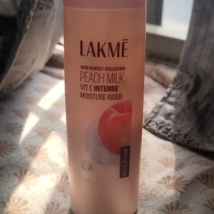 LAKME Peach Milk VIT E Intense Moisturizer🧴