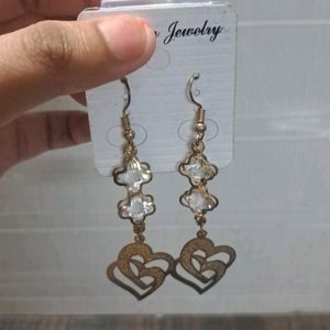 Set Of 2 Hairband And Earrings