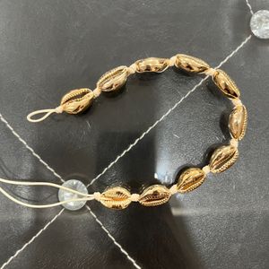 Shell Choker Necklace - Imported