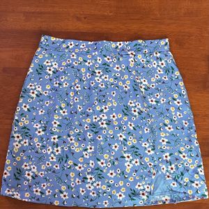 Berrylush Mini Floral Skirt