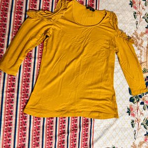 Globus Beautiful Cotton Strecheble Top