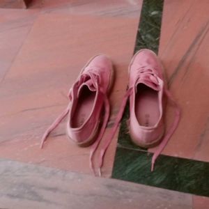 A Pink Colour Casual Shoes