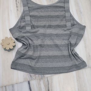 Pinterest Aesthetic Vintage Chic Grey Crop Top