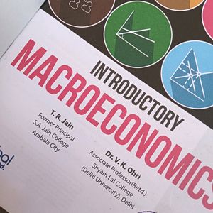 Macroeconomics Class 11