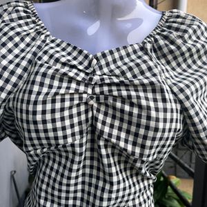 Black And White Gingham Crop Top 🎀