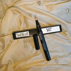 Lakme Absolute Airbrush Concealer Pen