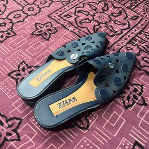 Flats For Women