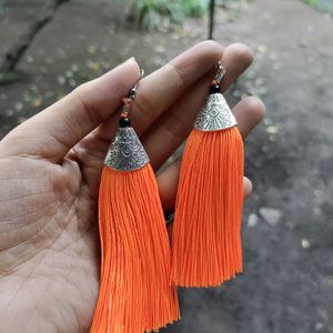 Tassel earrings (orange 🧡)