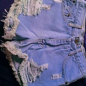 DENIM SHORTS