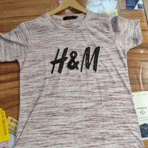 Discount On Branded H & M Tshirt