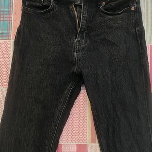 H&M Straight Jeans | No Flaws