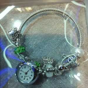 Adjustable Bracelet With Watch And Earring