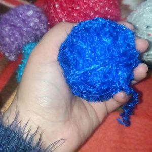 WOOLEN BALLS FOR SEWING OR CRAFT