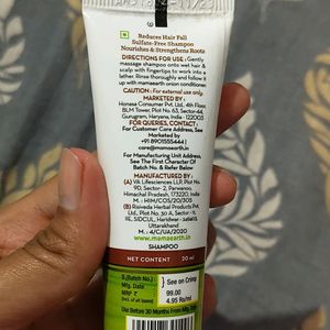 Mamaearth Onion Shampoo Sample Size