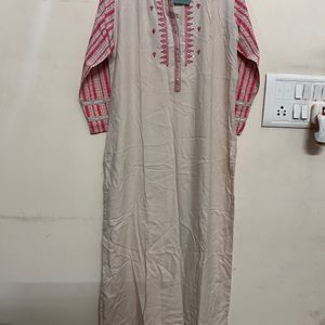 Off White Pink kurti