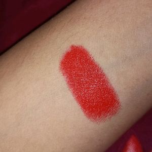 Lakme Facelift Multislayer Face Stick Lipstick