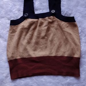 Sleeveless Crop Top