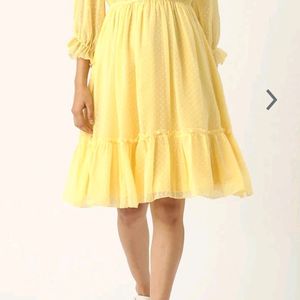 Women Dress. Dobby Weaved Yellow Dress. M Size