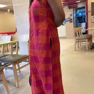 ANOUK Pink & Orange Checked Kurta