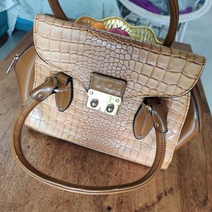 Brown Elegant Handbag By Esbeda