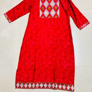 Thread Work Raani Colour Kurti