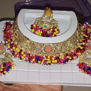 Malti Colour Necklace Set