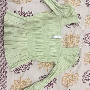 Green Kazo Top In  Very Good Condition