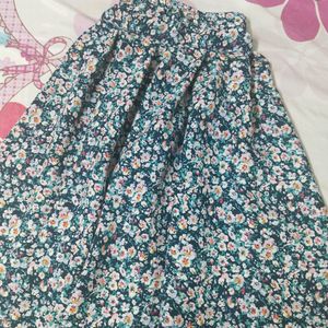 Baby Girl Long Skirt With Ajustable Top...