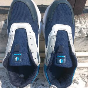 Unisex Sports Shoes / Sneakers