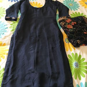 Kurti With Dupatta