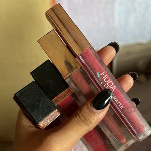 4 Matte Lipsticks