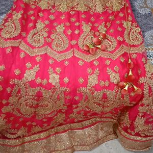 Bridal Rani Colour Lahenga With Chuni